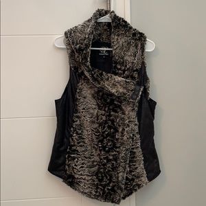 Dolce Cabo faux fur vest